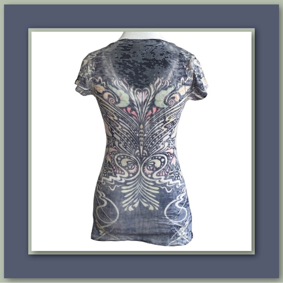 3/$18 - Cure Butterfly Dyed Lightweight Tissue Thin Tee - Picture 4 of 5